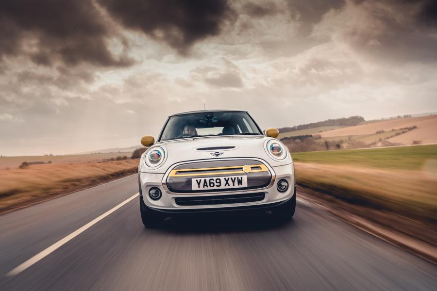  Mini Cooper SE Level 2 (F56) 2020 года  (UK) (фото 30 из 34)